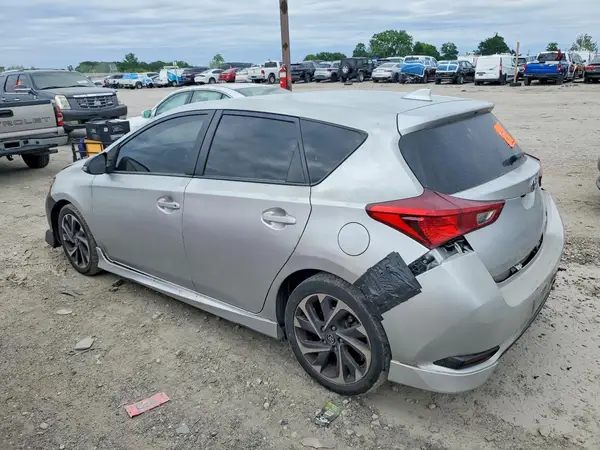JTNKARJE1JJ555308 2018 TOYOTA COROLLA - Image 2