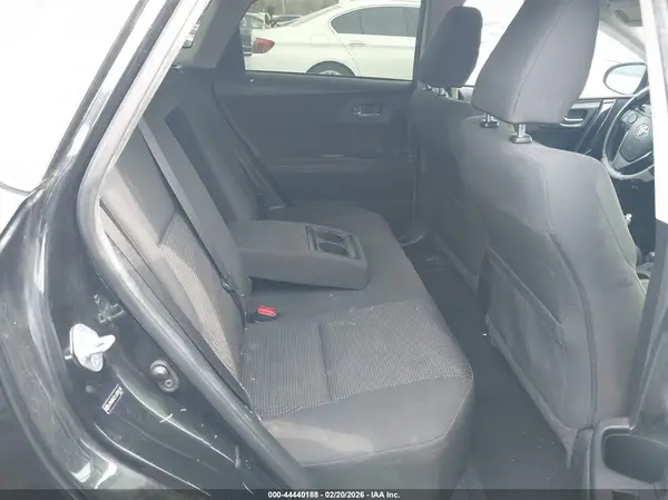 JTNKARJE1JJ556118 2018 TOYOTA COROLLA - Image 8