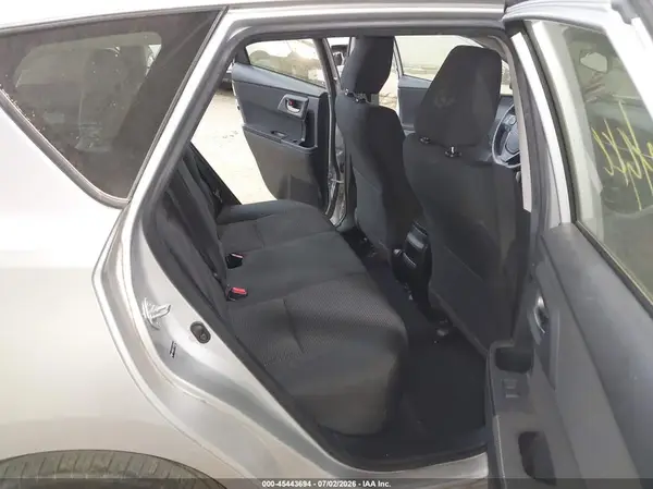JTNKARJE1JJ556698 2018 TOYOTA COROLLA - Image 8
