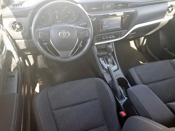 JTNKARJE1JJ557737 2018 TOYOTA COROLLA - Image 8