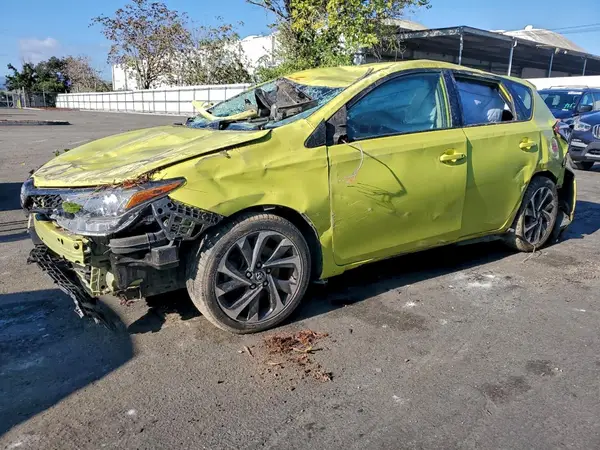 JTNKARJE1JJ558015 2018 TOYOTA COROLLA - Image 1