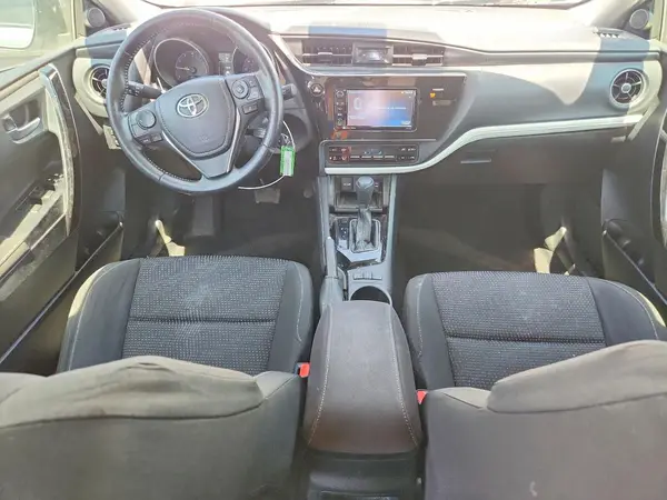 JTNKARJE1JJ558290 2018 TOYOTA COROLLA - Image 8