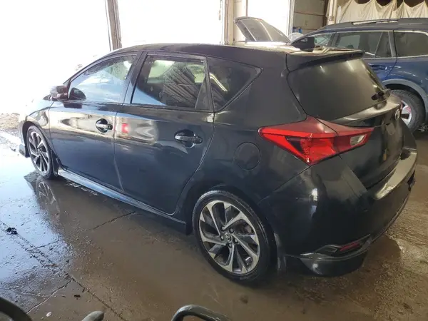 JTNKARJE1JJ559598 2018 TOYOTA COROLLA - Image 2