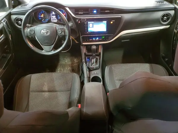 JTNKARJE1JJ559715 2018 TOYOTA COROLLA - Image 8