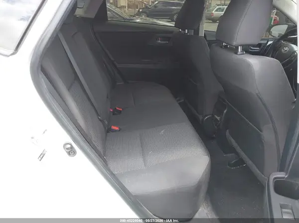 JTNKARJE1JJ562808 2018 TOYOTA COROLLA - Image 8