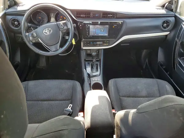 JTNKARJE1JJ563294 2018 TOYOTA COROLLA - Image 8