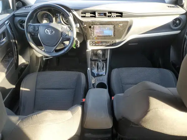 JTNKARJE1JJ564834 2018 TOYOTA COROLLA - Image 8