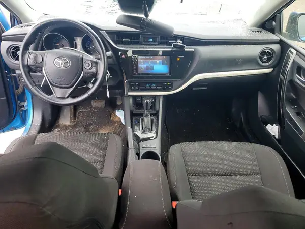 JTNKARJE1JJ571699 2018 TOYOTA COROLLA - Image 8