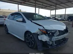 JTNKARJE1JJ571928 2018 TOYOTA COROLLA