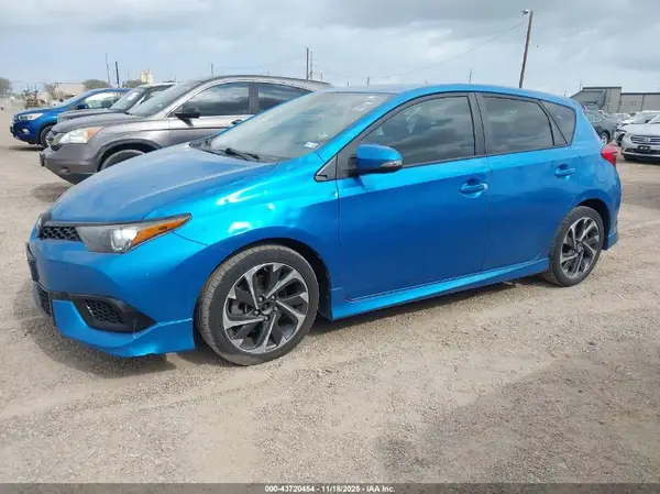 JTNKARJE2HJ530654 2017 TOYOTA COROLLA - Image 2