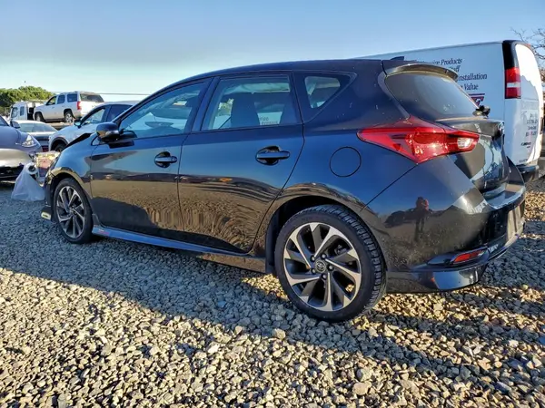 JTNKARJE2JJ553129 2018 TOYOTA COROLLA - Image 2