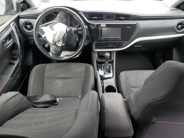 JTNKARJE2JJ557505 2018 TOYOTA COROLLA - Image 8