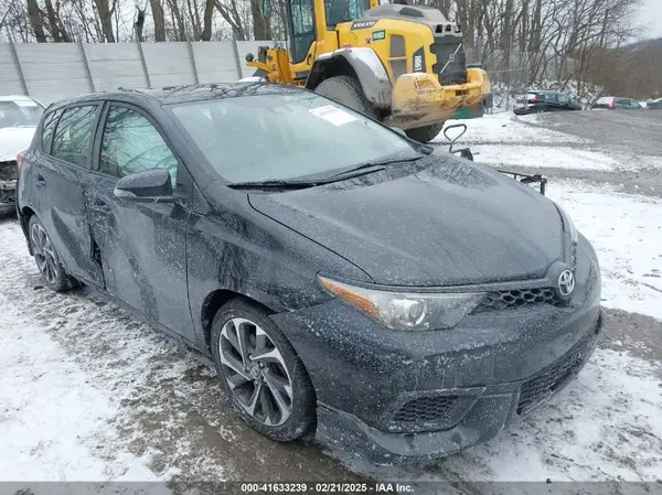JTNKARJE2JJ558542 2018 TOYOTA COROLLA - Image 1
