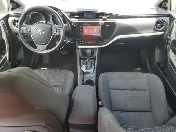 JTNKARJE2JJ560243 2018 TOYOTA COROLLA - Image 8