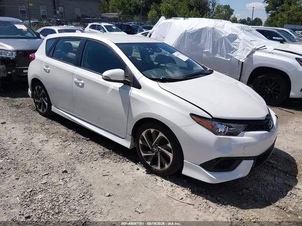 JTNKARJE2JJ563529 2018 TOYOTA COROLLA - Image 1