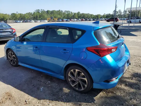 JTNKARJE2JJ564096 2018 TOYOTA COROLLA - Image 2