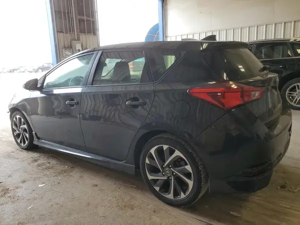 JTNKARJE2JJ565426 2018 TOYOTA COROLLA - Image 2