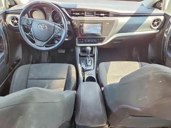 JTNKARJE2JJ565488 2018 TOYOTA COROLLA - Image 8