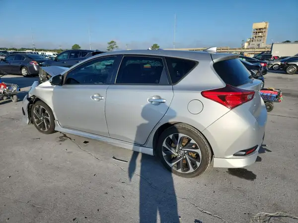 JTNKARJE2JJ566964 2018 TOYOTA COROLLA - Image 2