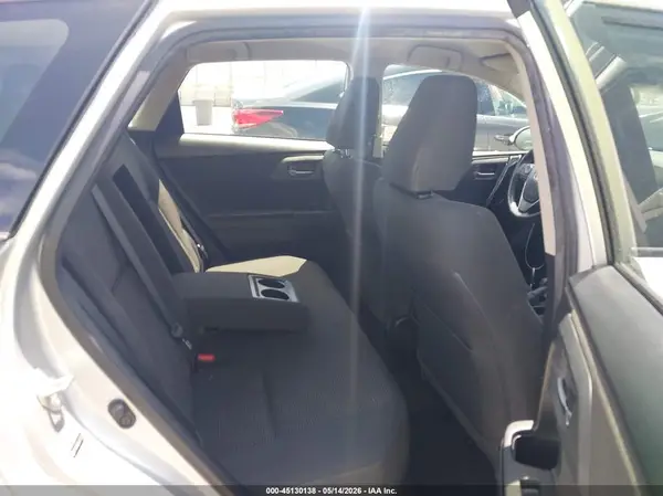 JTNKARJE2JJ571243 2018 TOYOTA COROLLA - Image 8