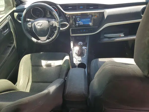 JTNKARJE2JJ571419 2018 TOYOTA COROLLA - Image 8