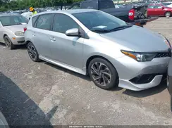 JTNKARJE2JJ571758 2018 TOYOTA COROLLA