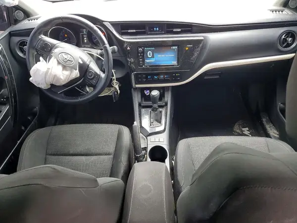 JTNKARJE2JJ572232 2018 TOYOTA COROLLA - Image 8