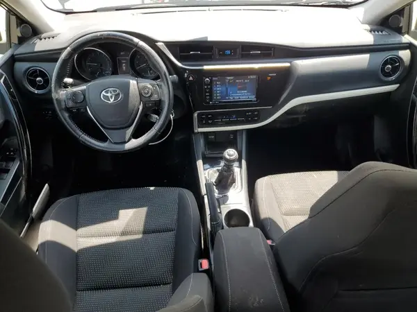 JTNKARJE3HJ527696 2017 TOYOTA COROLLA - Image 8