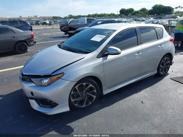 JTNKARJE3HJ531652 2017 TOYOTA COROLLA - Image 2