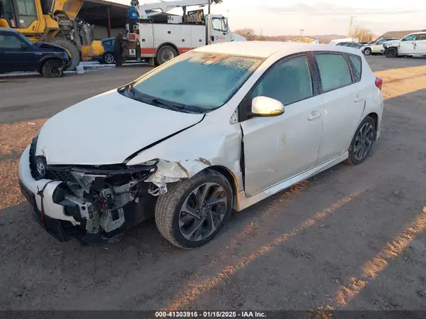 JTNKARJE3HJ532428 2017 TOYOTA COROLLA - Image 2