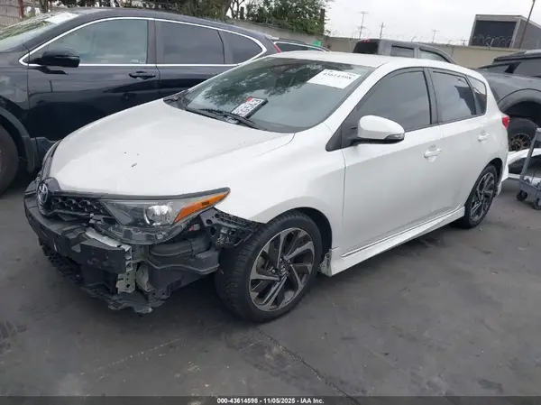 JTNKARJE3HJ538486 2017 TOYOTA COROLLA - Image 2