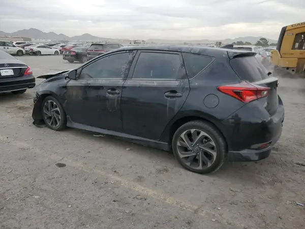 JTNKARJE3HJ543333 2017 TOYOTA COROLLA - Image 2