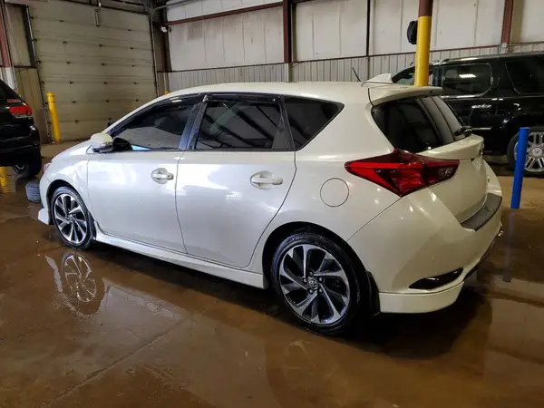 JTNKARJE3HJ545633 2017 TOYOTA COROLLA - Image 2