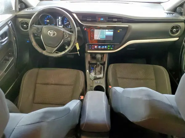 JTNKARJE3HJ546989 2017 TOYOTA COROLLA - Image 8