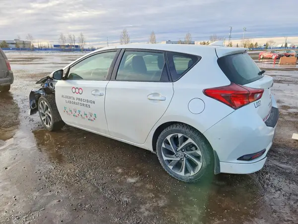 JTNKARJE3HJ547723 2017 TOYOTA COROLLA - Image 2