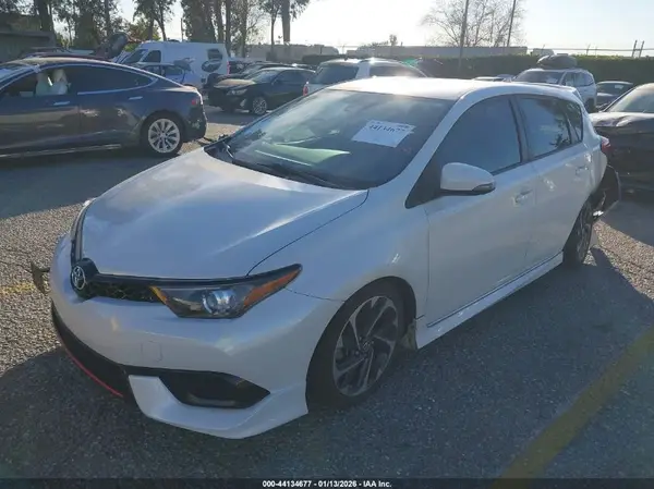 JTNKARJE3HJ549262 2017 TOYOTA COROLLA - Image 2