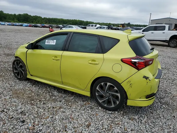 JTNKARJE3JJ553673 2018 TOYOTA COROLLA - Image 2
