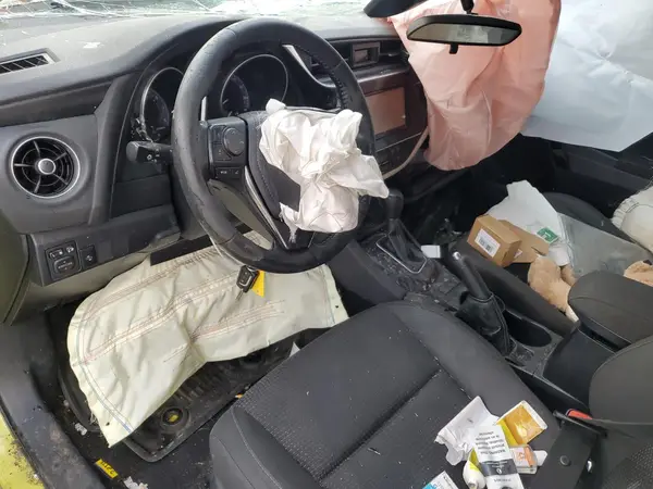 JTNKARJE3JJ553673 2018 TOYOTA COROLLA - Image 8