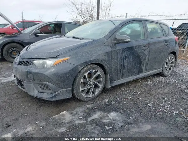 JTNKARJE3JJ557481 2018 TOYOTA COROLLA - Image 2
