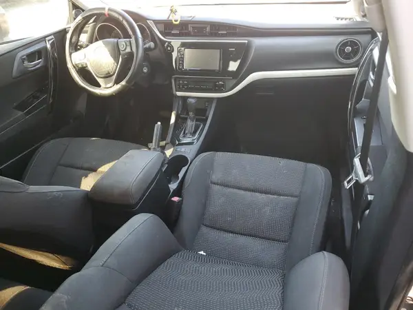 JTNKARJE3JJ559599 2018 TOYOTA COROLLA - Image 8
