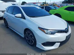 JTNKARJE3JJ561773 2018 TOYOTA COROLLA