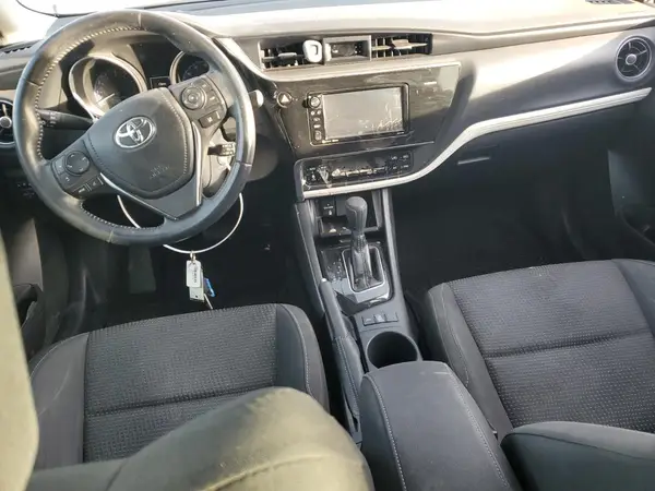 JTNKARJE3JJ563846 2018 TOYOTA COROLLA - Image 8