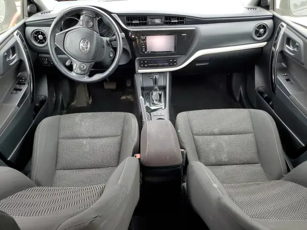 JTNKARJE3JJ564317 2018 TOYOTA COROLLA - Image 8