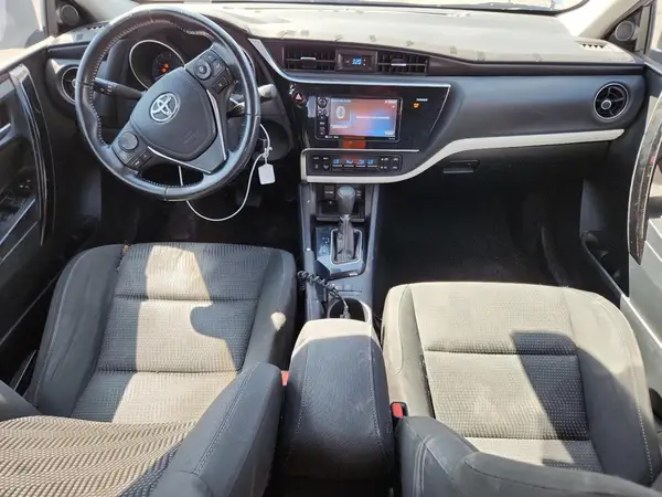 JTNKARJE3JJ564401 2018 TOYOTA COROLLA - Image 8