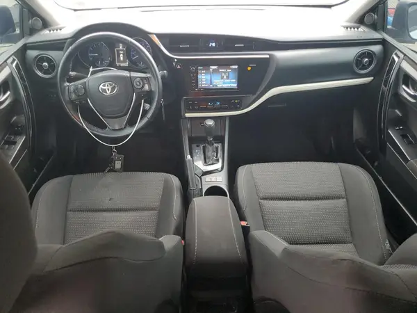 JTNKARJE3JJ566732 2018 TOYOTA COROLLA - Image 8