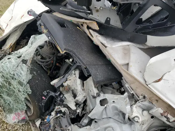 JTNKARJE3JJ568089 2018 TOYOTA COROLLA - Image 8