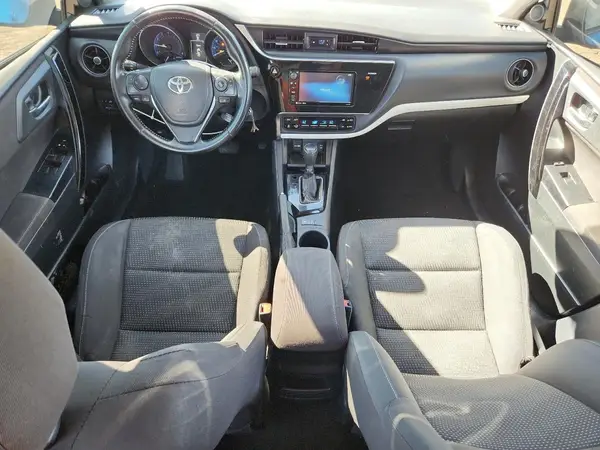 JTNKARJE3JJ569663 2018 TOYOTA COROLLA - Image 8