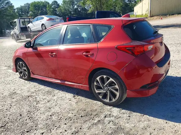 JTNKARJE3JJ570988 2018 TOYOTA COROLLA - Image 2