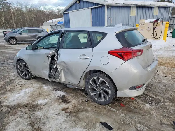 JTNKARJE3JJ571655 2018 TOYOTA COROLLA - Image 2
