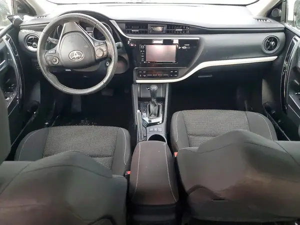 JTNKARJE3JJ571655 2018 TOYOTA COROLLA - Image 8